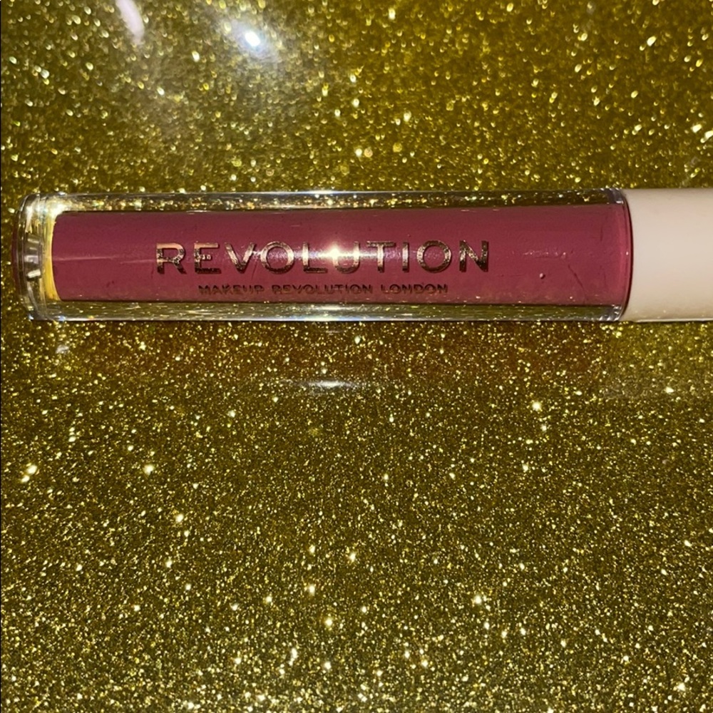 Revolution Gloss Lip Gloss